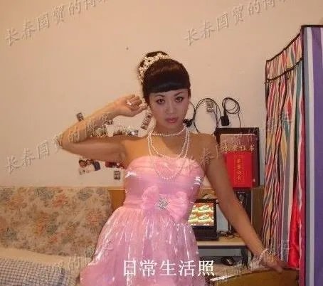 王小利前妻温美玲简介照片：想不到两人的儿子竟是他