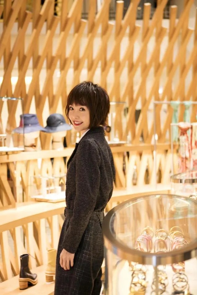 鲁豫否认一天只吃三粒米，遭到了网友怎样的调侃？