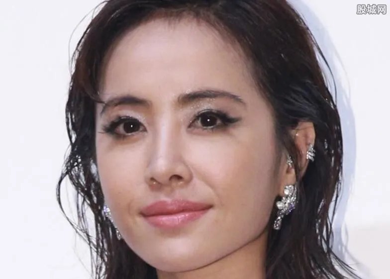 蔡依林侯佩岑破冰 两人时隔多年同框