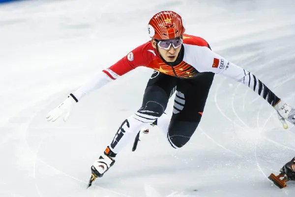 2000米混合接力中国队夺冠,为了这一成绩队员们付出了哪些努力?