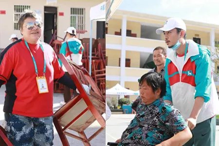 韩红蒋欣素颜公益活动 希望更多的人参与进行