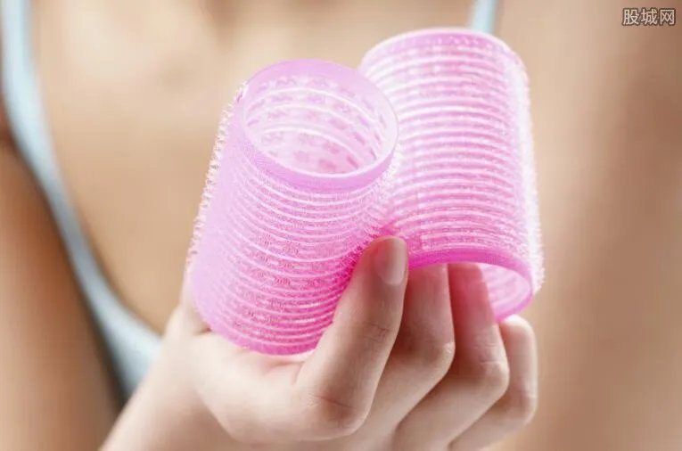 塑料卷发器多少钱 一个塑料卷发筒多少钱