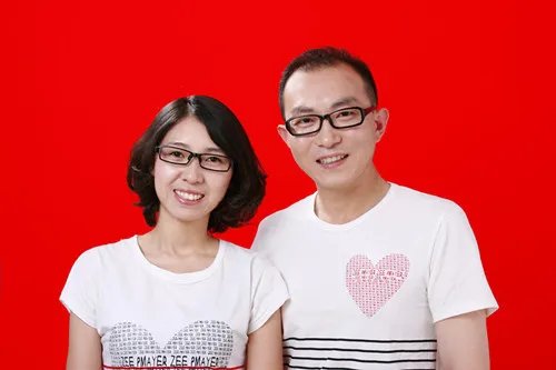 拍结婚照穿什么衣服好看 结婚证件照怎么拍才美