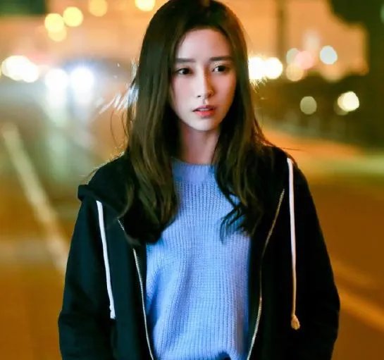 女艺人入室盗窃最新详情:这位女艺人是谁为什么盗窃