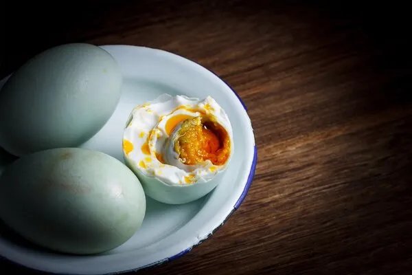 咸鸭蛋可以放多久