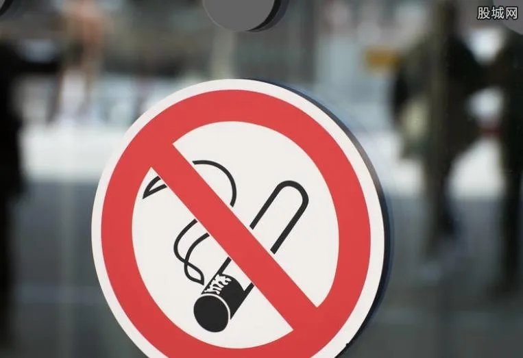 西成高铁首张罚单 女子因这事被罚500元