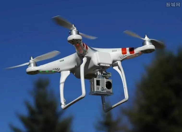 无人机空投外卖 商家出奇招送餐更加便捷