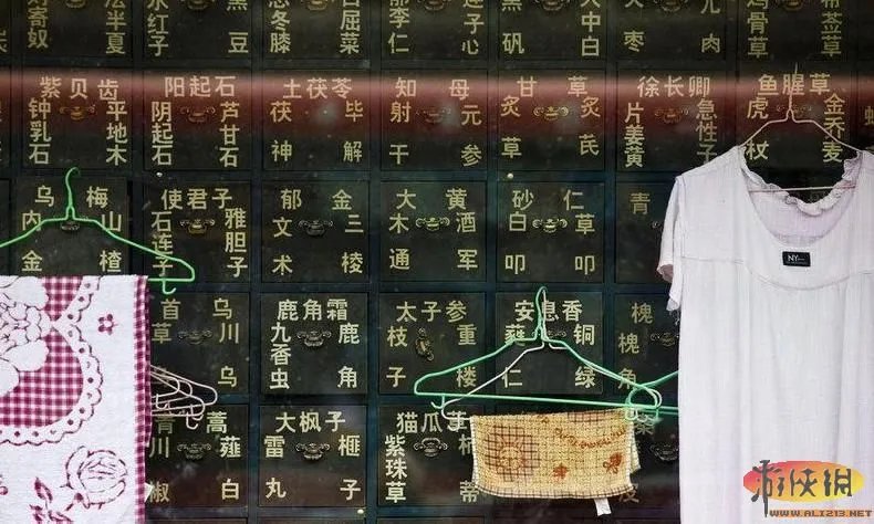 晒没?盘点“中国式晾晒”比“过马路”更壮观