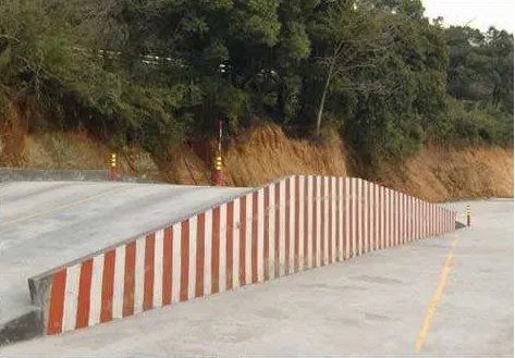 杭州驾考中心周边15家宾馆贿赂58名教练被罚多少？