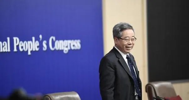 教育部部长谈减负时呼吁了什么？