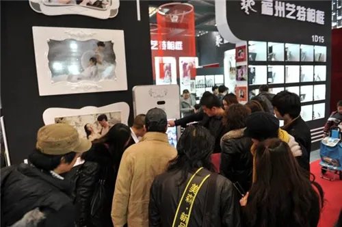 上海婚纱摄影展会时间表 如何拍婚纱照更好看