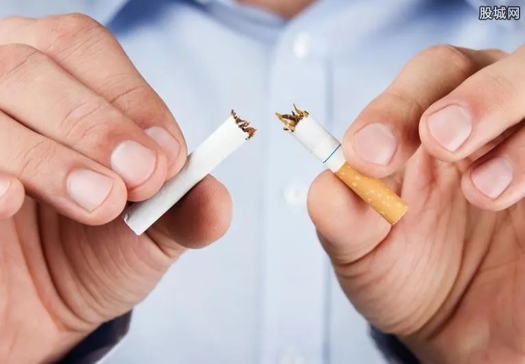 西成高铁首张罚单 女子因这事被罚500元