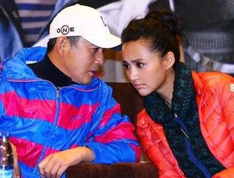 张歆艺第一任丈夫是谁：张歆艺感情史婚史介绍