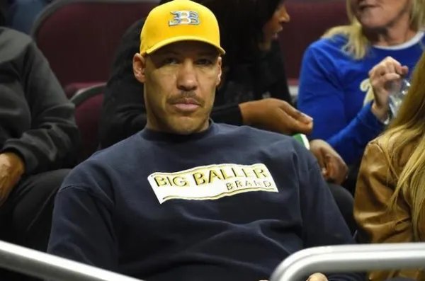 最佳新秀阵容公布是怎样的？