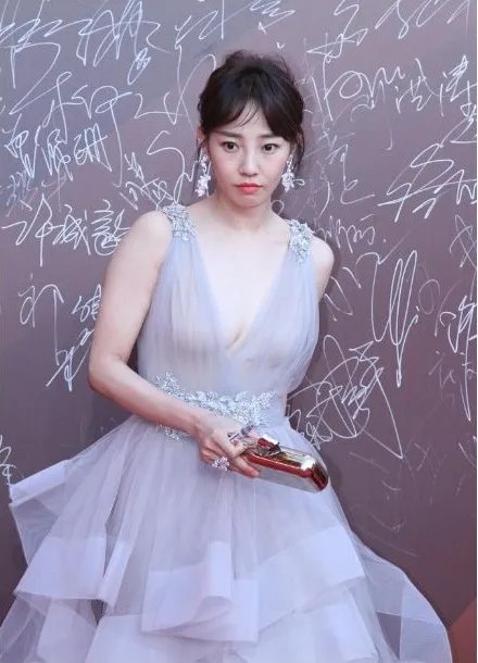 白百何回应感情现状相当OK吗？