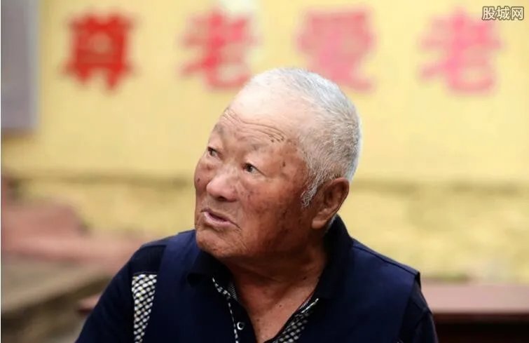 2022年左右中国将进入老龄社会 现在养老要多少钱