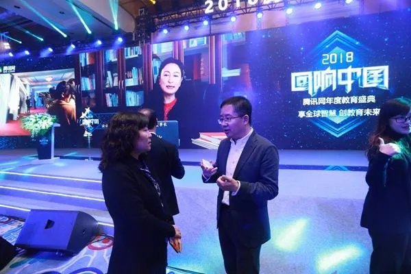 华为和腾讯掐起来了！华为全面下架腾讯游戏，你“站”谁？