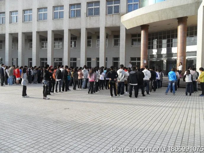 咸宁学院论坛的咸宁学院论坛版块列表：