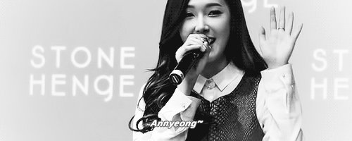 女孩子相处好像总是色色的 午间福利动态图