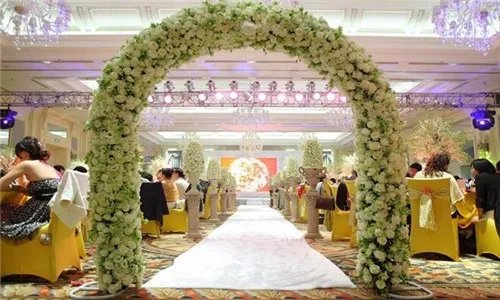 西式婚礼场地有哪些 举办西式婚礼需要注意什么