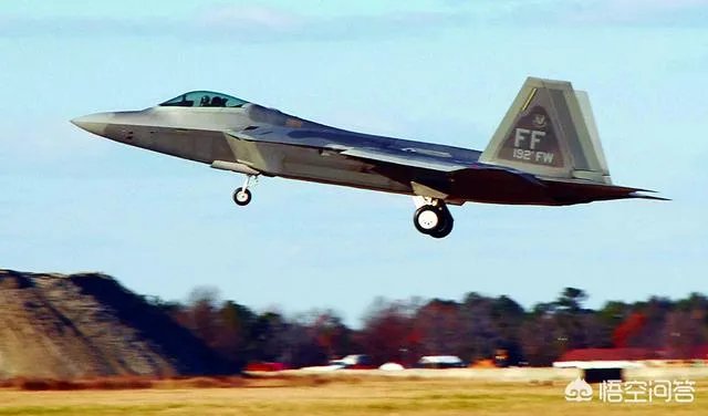 美国的国民警卫队和军队有何具体区别？