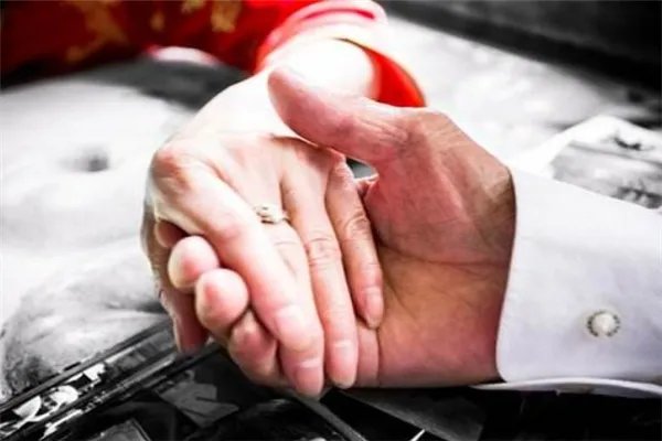 钻石婚是多少年