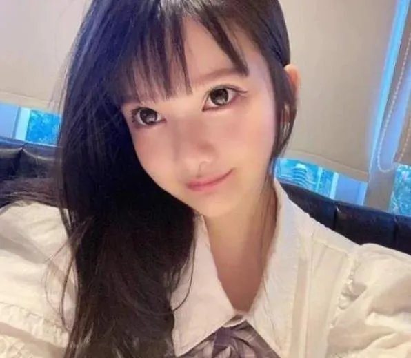 广州漫展小尤奈jk事件始末：广州漫展小尤奈资料照片