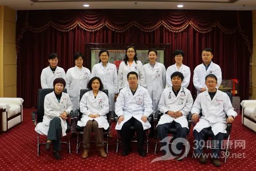 走不寻常路！王吉波一手开创青岛风湿免疫工作