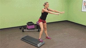 都说深蹲可以练翘臀,可是应该怎么练?