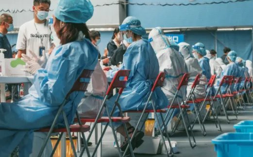 外国女子患新冠后遗症申请安乐死，国外的疫情情况是怎样的？