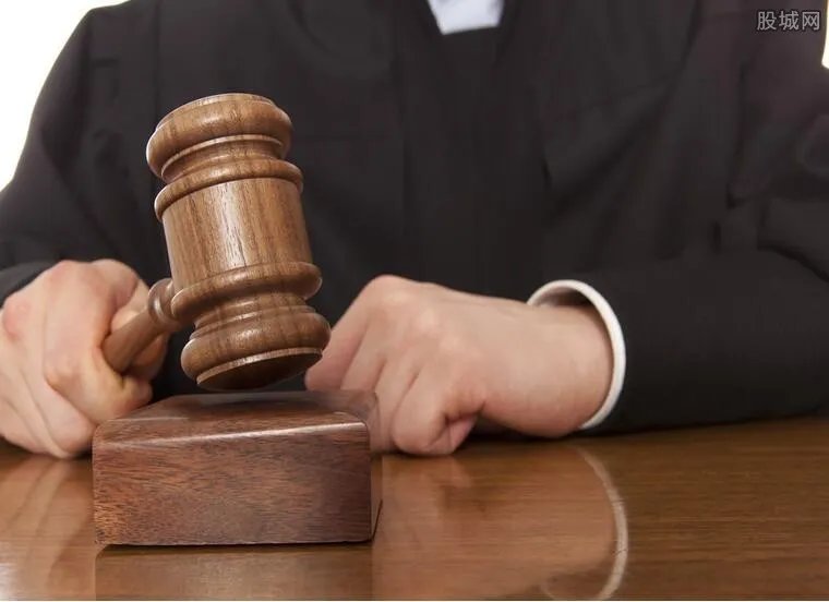 自如案开庭 租住自如2月租客皮肤瘙痒成片