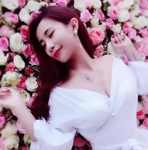 陈翔六点半球球叫什么名字 球球漏罩被按桌子上嘿嘿嘿