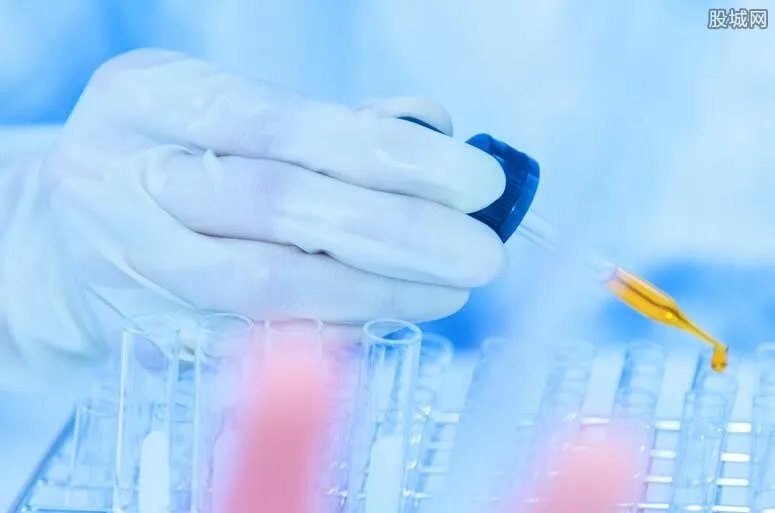 美国暂停向国外援助医疗物资用品 原因是什么？