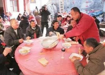 邹城推结婚新风怎么回事？