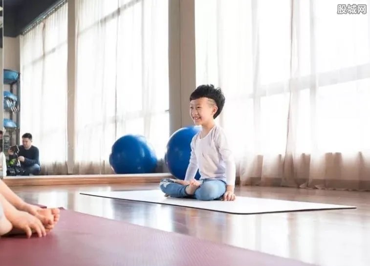 厉害了 7岁男孩挣下十几万存款其职业你难以想象