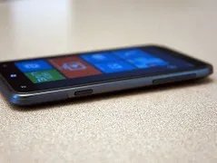 三星Focus S领衔 Windows Phone7新品图赏