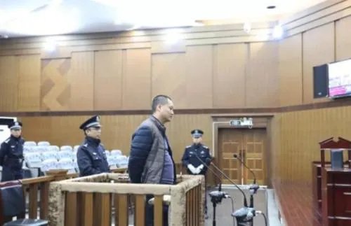 对于四川公交爆炸案被告上诉求判死刑一事，你怎么看？