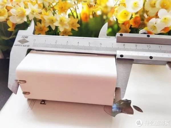 360GaN氮化镓快充充电器测评-功率大、体积小、充电快