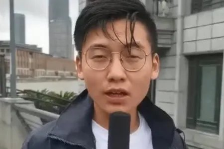 上海气象记者追风现场崩溃嘶吼，台风“烟花”究竟有多猛？