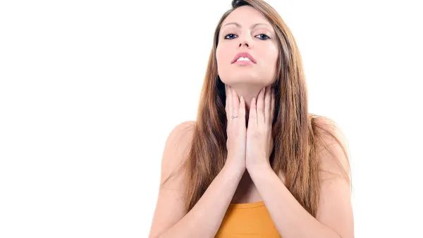 喉咙痛干燥怎么回事