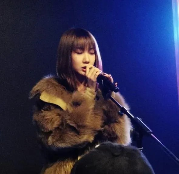 乃万个人资料及经历，青春有你2选手乃万多大了