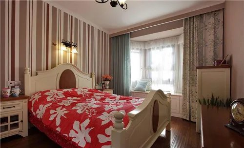 飘窗窗帘效果图 如何设计飘窗窗帘才好看