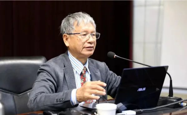 国内高校接连官宣顶尖学者归国任教，你如何看待这一现象？