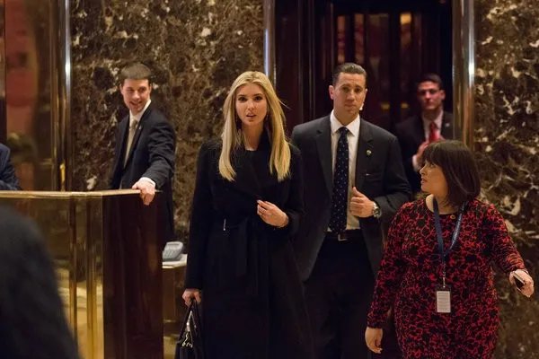 英国王妃梅根的偶像是特朗普的女儿伊万卡，这会影响身份吗？