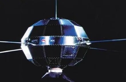 “70年登月在路上”说的是什么？中国70年来的航空航天史！