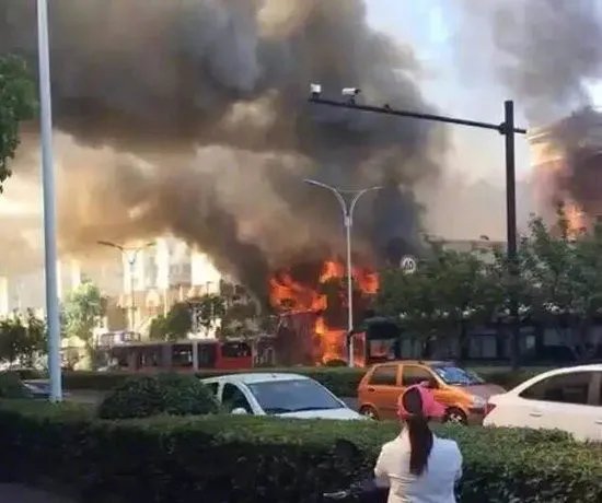 杭州店铺为何发生爆炸？