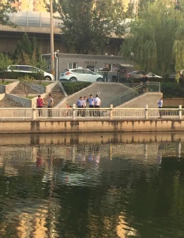 北京护城河现浮尸嫌疑犯抓了没？