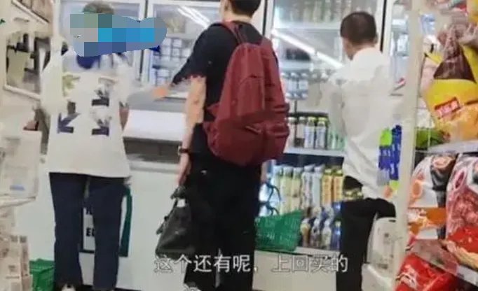 赵薇恋情疑曝光?