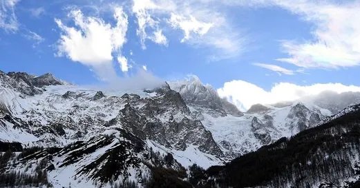 法国东部发生雪崩造成的情况如何？