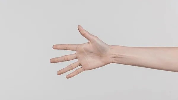 手上起小水泡痒是怎么回事